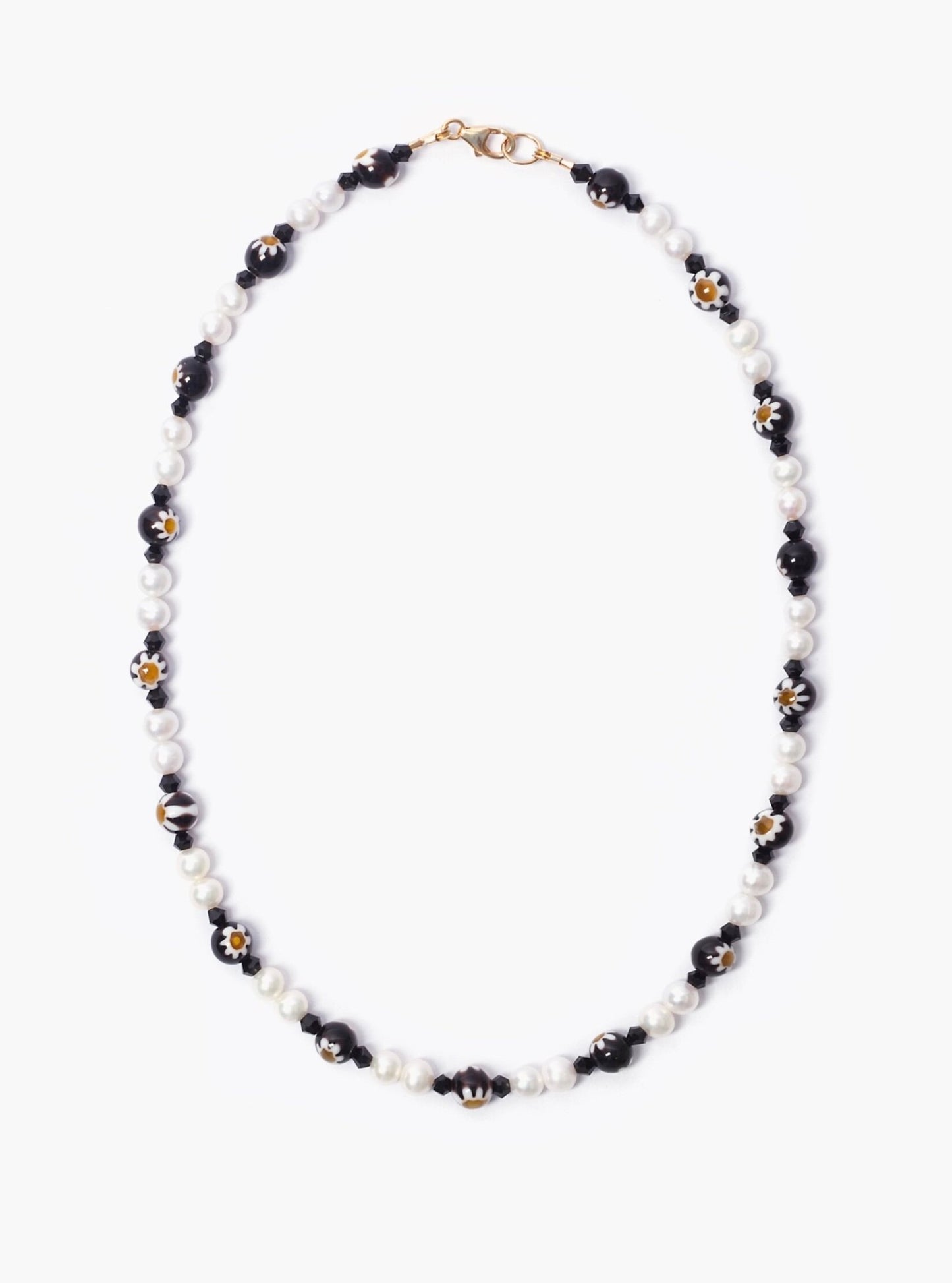 Freshwater Pearl x Daisy Necklace