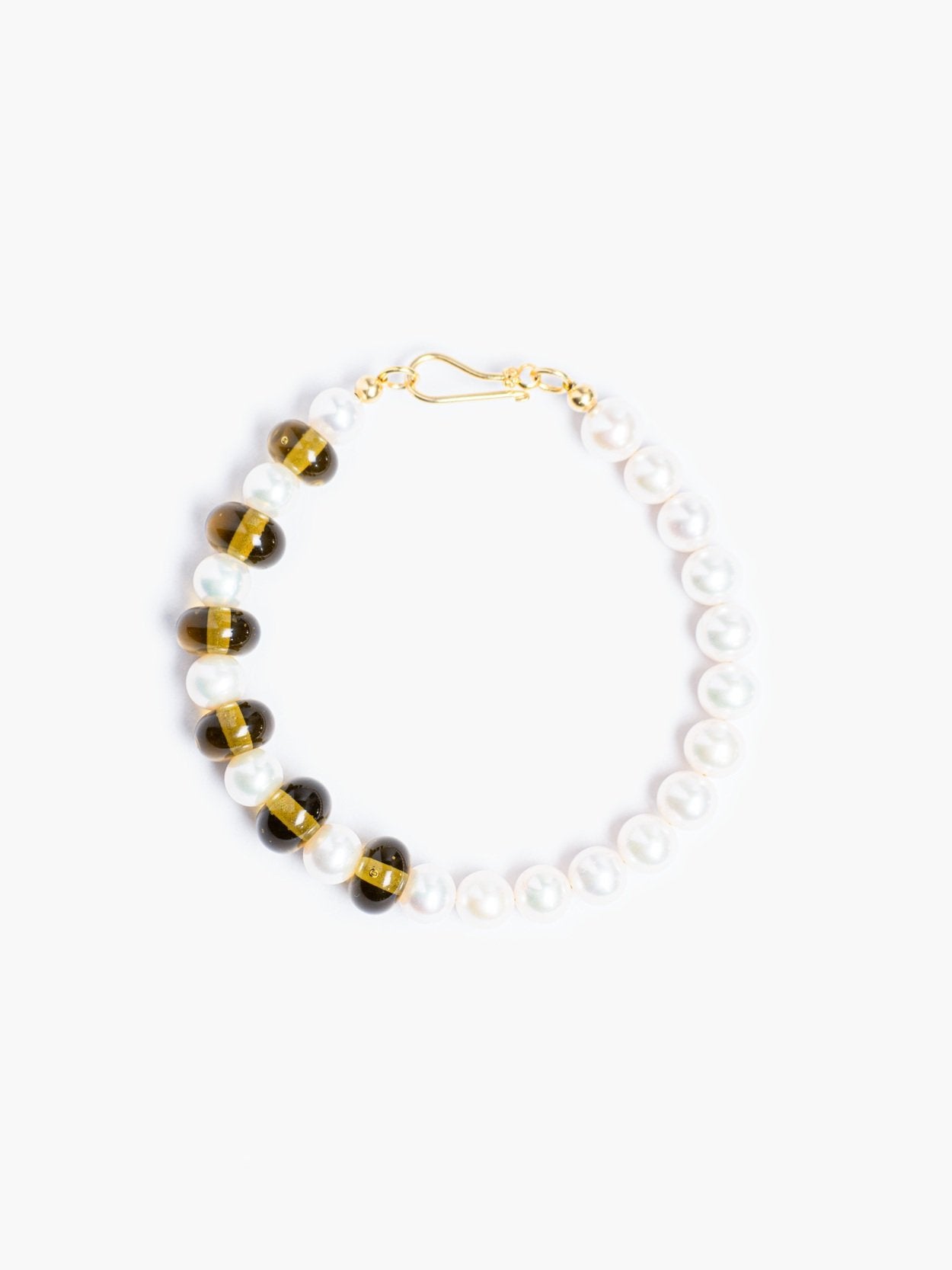 Olive Glass Bead x Freshwater Pearl Bracelet