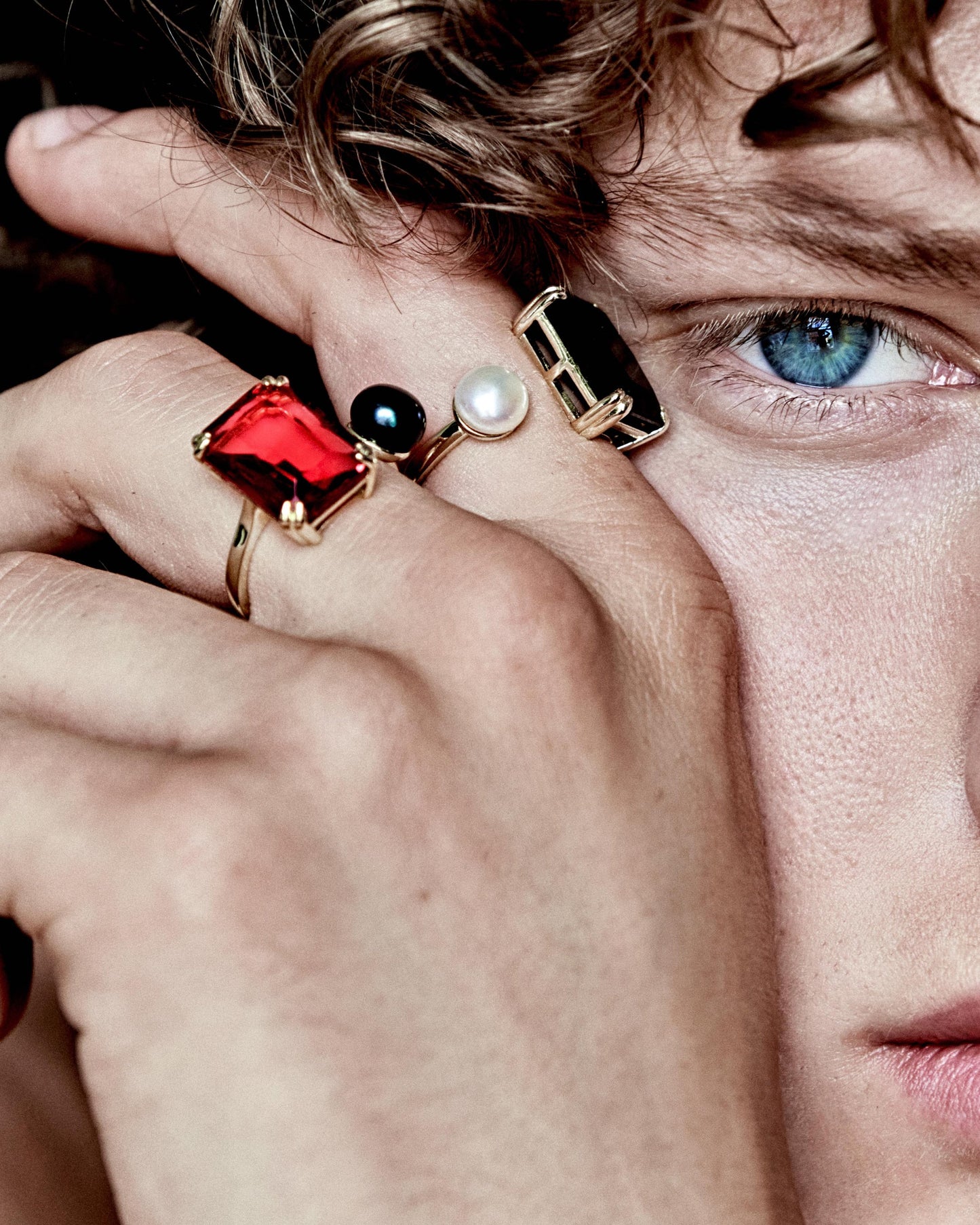 Rose Stone x Black Freshwater Pearl Ring