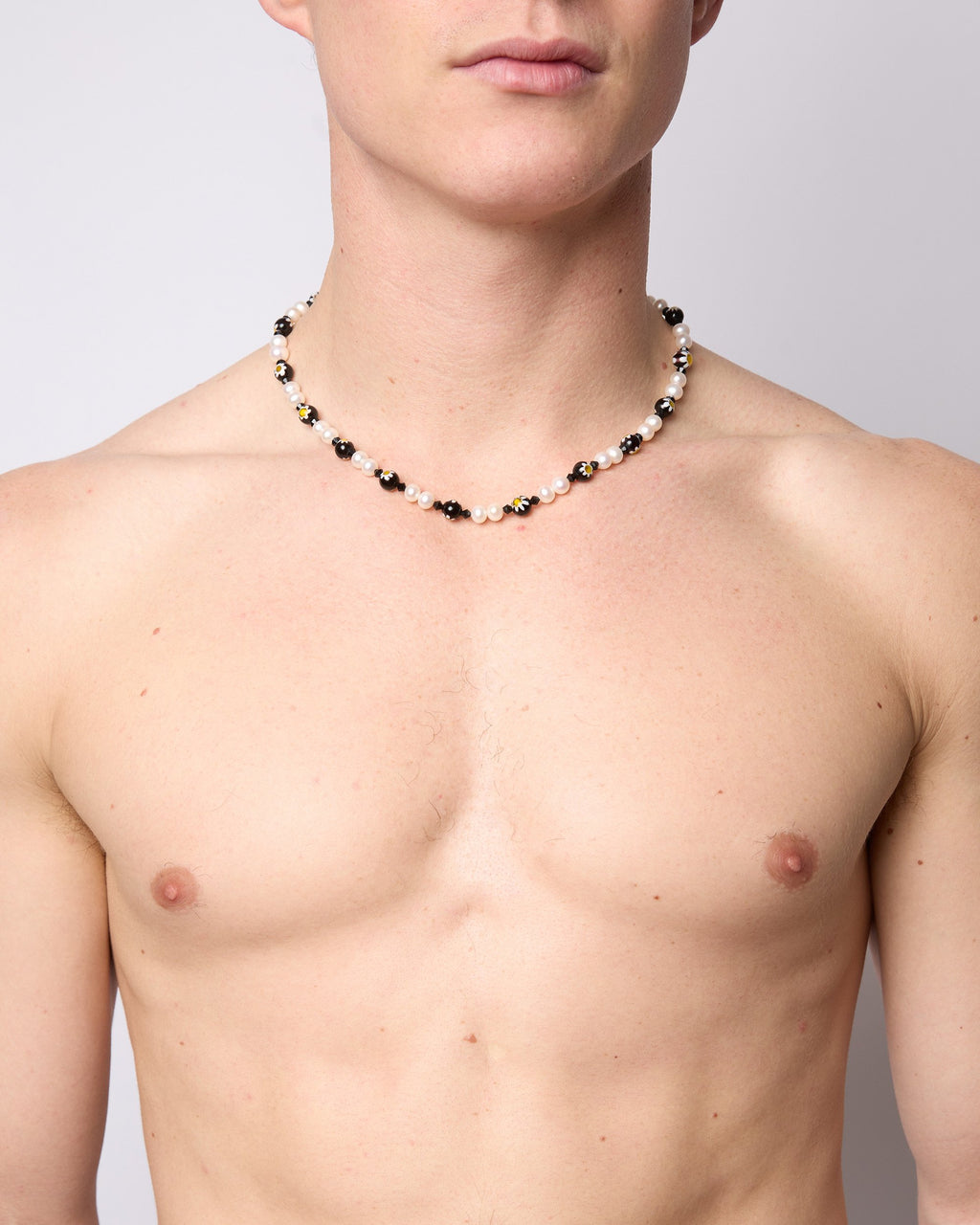 Glass Pearl x Daisy Necklace